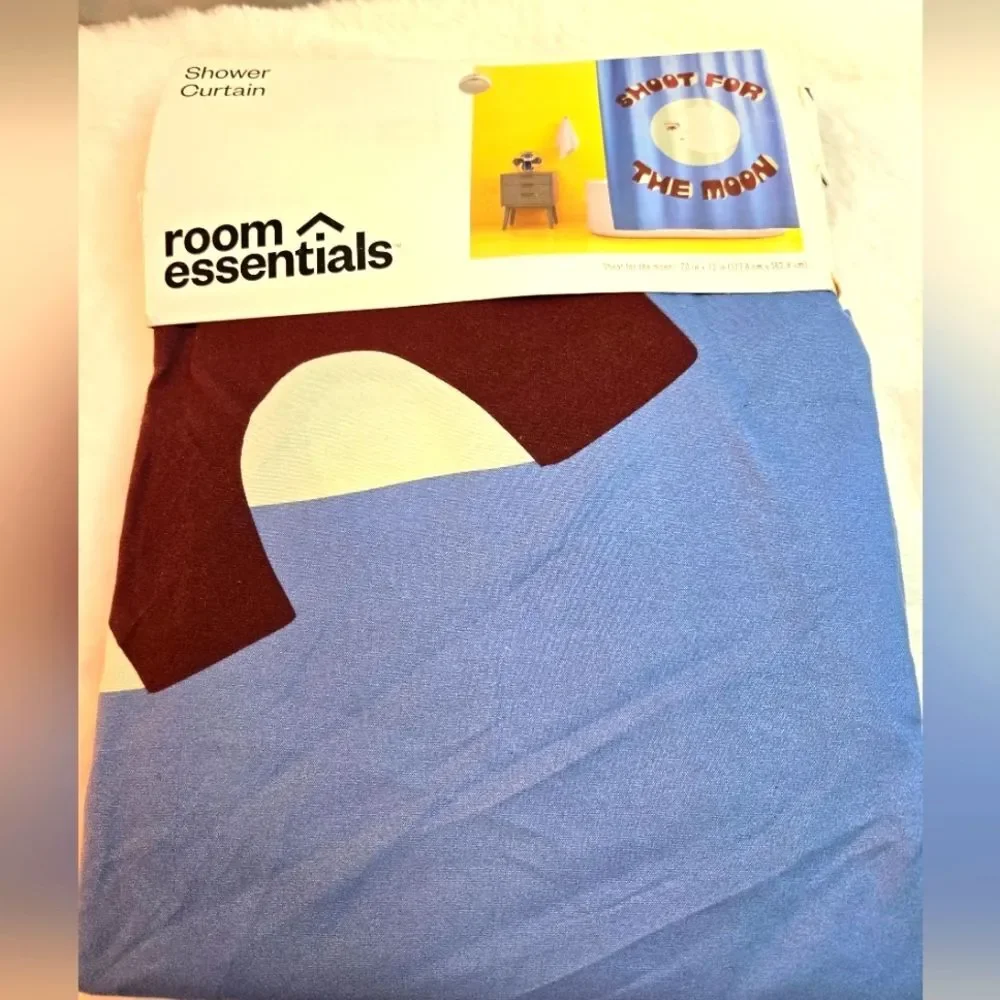 Shoot for the Moon Microfiber Target Shower Curtain Room Essentials NWT